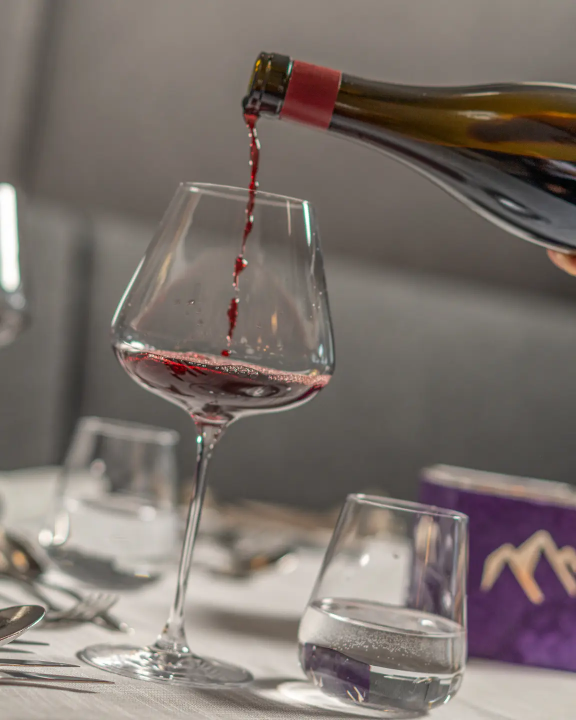 Elegantes Weinservice | © Johannes Brunner