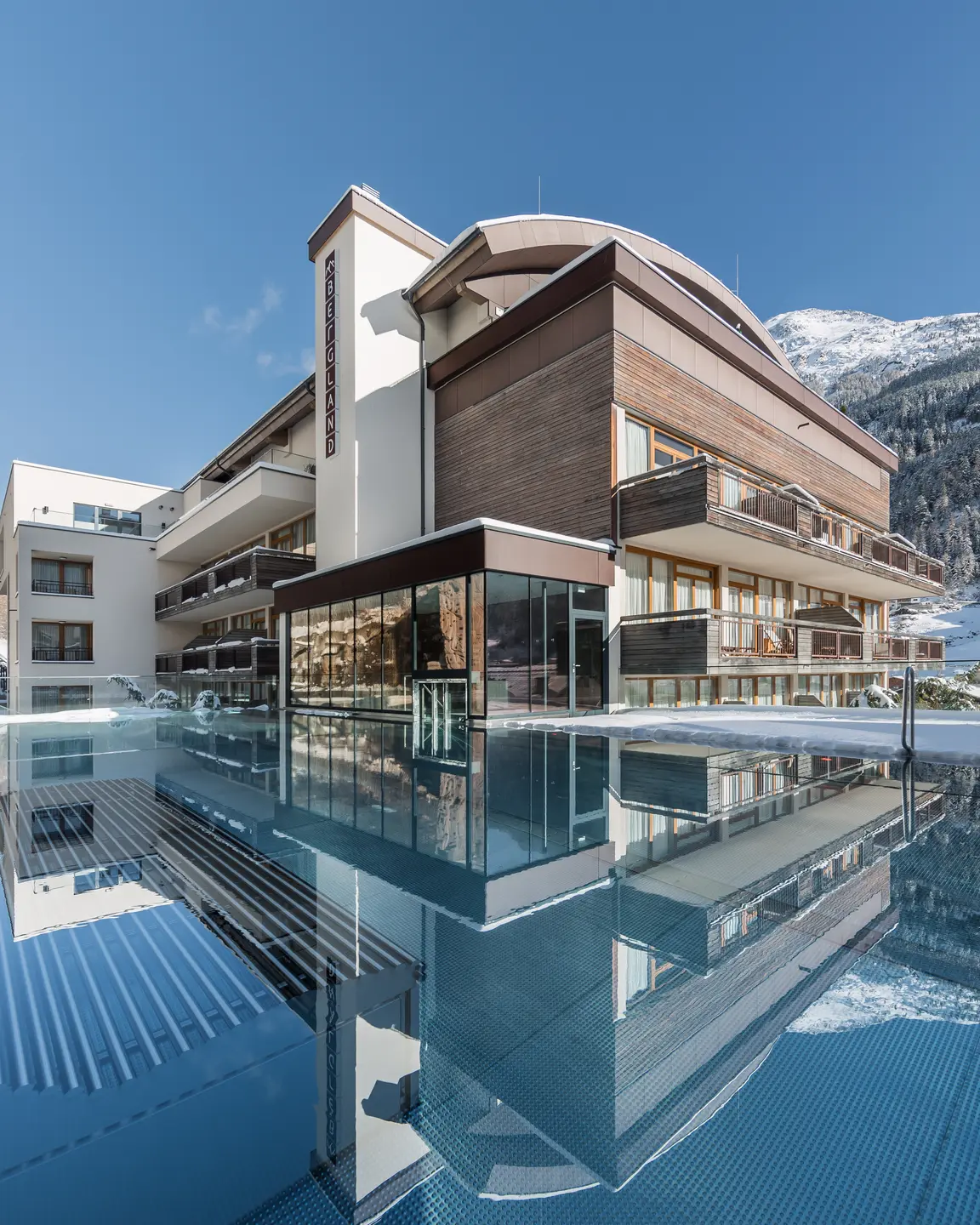 hotel Bergland Sölden in winter | © ROSSNER-Dominik Fotografie & Film