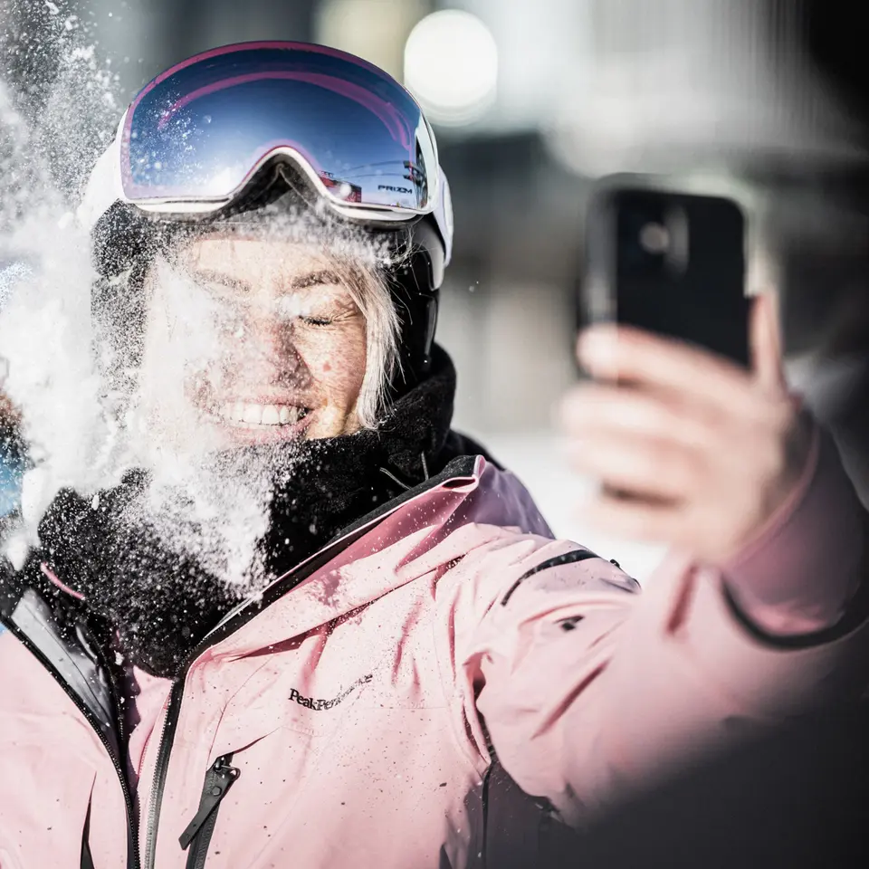 Skiing in Sölden | © Aria SADR-SALEK